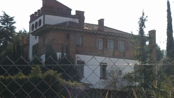 L'Ajuntament diu que el desenvolupament urbanístic al sector de Lestonnac posarà fi a l'ocupació de l'edifici