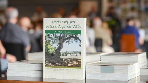'Arbres singulars' ja està a la venda a diverses llibreries de Sant Cugat