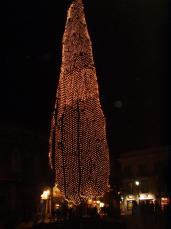 Sant Cugat Comerç planta l'Ajuntament durant l'encesa de llums perquè se senten 'menystinguts'