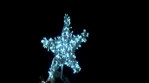 Sant Cugat encén els llums de Nadal en un acte amb famílies i música