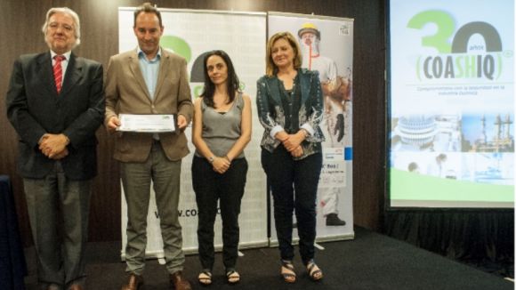 La planta de Lubrizol a Sant Cugat guanya el premi COASHIQ de gestió de la seguretat