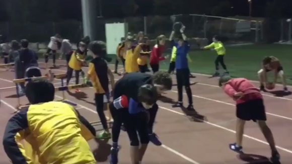 L'esport santcugatenc s'uneix a la moda del 'Mannequin Challenge'