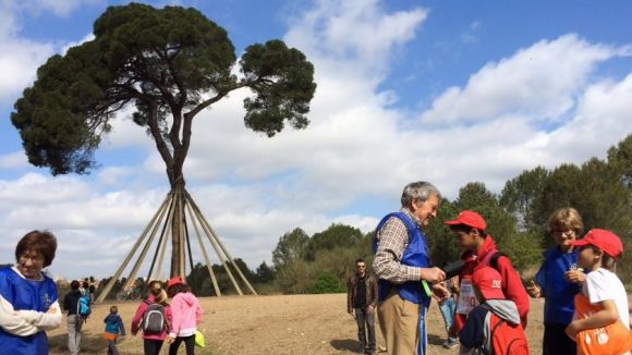 (11:40h) Els marxaires encaren la recta final del recorregut