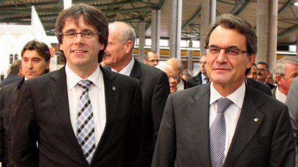 Divergència d'opinions locals davant l'acord entre Junts pel Sí i la CUP