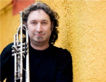 Mathew Simon: 'Tota la música del festival serà d'estrena mundial'