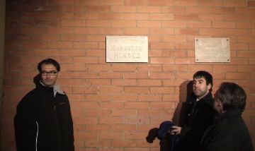 Alt: L'Ajuntament reubica la placa memorial Juan Antonio Méndez a la ZEM de la rambla del Celler