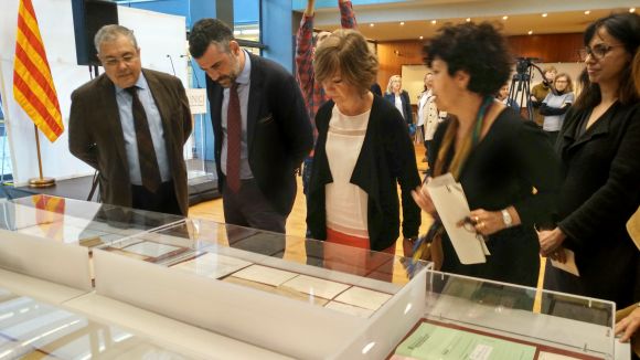 Governació entrega a l'ANC 40.000 fitxes de funcionaris de la Generalitat republicana