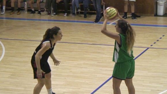 Una UESC femenina erràtica cau de manera contundent a casa davant el Sant Fruitós