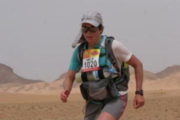 Mònica Aguilera intercanvia les seves experiències amb els membres del CEI