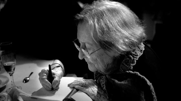 El Festival de Poesia, activitats infantils i el documental del mes a l'agenda d'avui