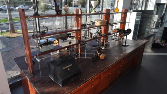 Maica López: 'Volem compartir la història de la farmàcia Volpelleres amb els clients'