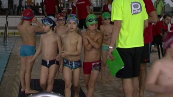 Més de 200 nedadors disputen diumenge el Campionat de Natació escolar