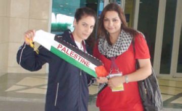 Dues nedadores palestines preparen els Jocs Olímpics al CAR