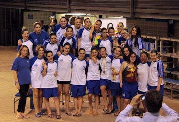 Dea Cacho i el CN Joan Pelegrí obté un primer lloc al campionat escolar barcelonès de sincronitzada