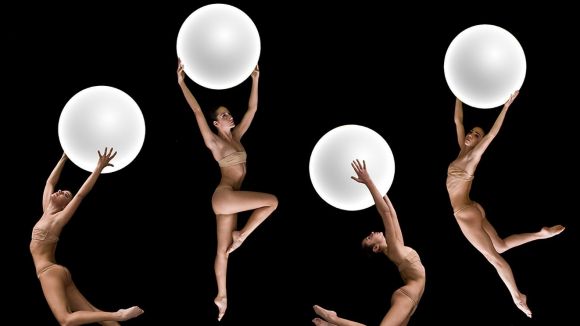 La dansa aèria de la No Gravity Dance Company desafia avui la gravetat al Teatre-Auditori