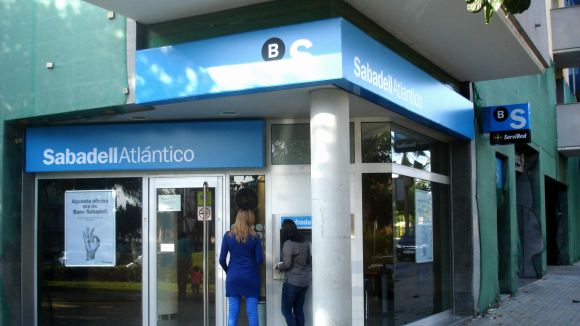 La Crida per la Democràcia insta a una retirada massiva d'efectiu dels bancs aquest divendres