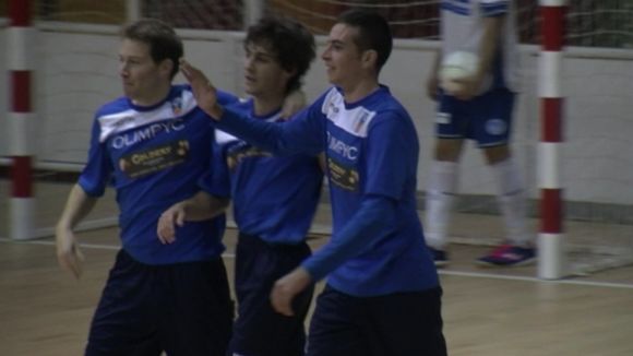 L'Escola Pia, segon, rep un Olímpyc Floresta que cerca un triomf de prestigi