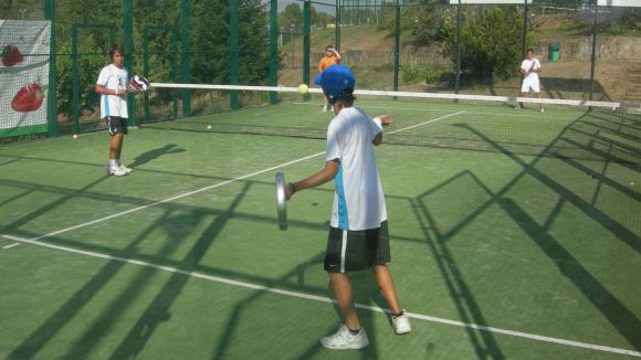 Belasteguín dóna suport a un Torneig Pàdel i Cultura amb menys parelles