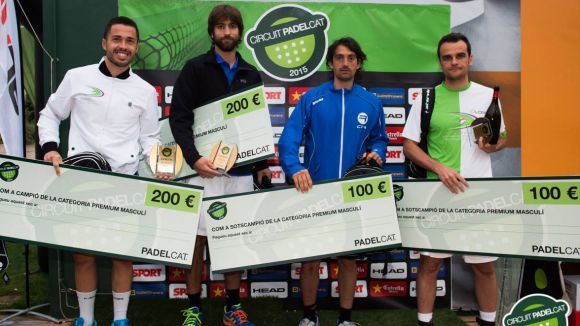 Una vuitantena de parelles participen al Circuit Padelcat del Junior