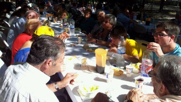 El barri del Monestir-Sant Francesc tanca la seva festa aquest diumenge amb música i una paella popular
