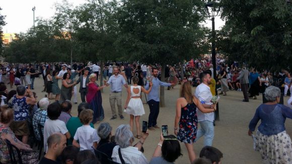 61 parelles d'adults i 33 d'infantils ballaran el Paga-li Joan a la Festa Mejor