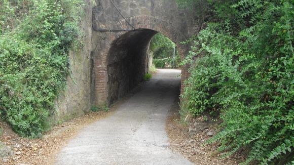 L'Ajuntament valora dues opcions per millorar l'accés al passatge de les Aigües de Sabadell, a les Planes