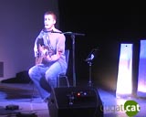 La varietat musical omple la 'Nit de Joves Cantautors' del Casal TorreBlanca