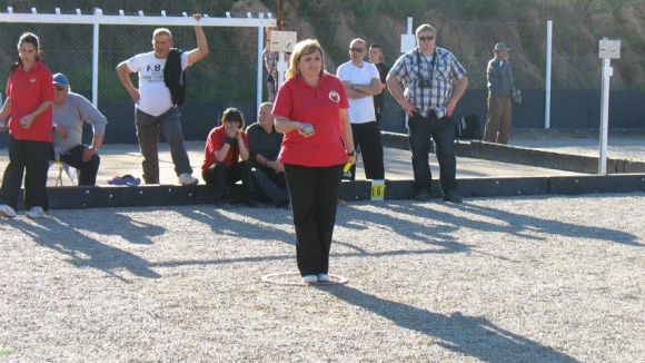 La jugadora del CP Sant Cugat Antonia Catalán guanya el Català de petanca