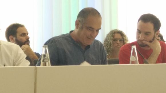 Ramon Piqué formalitza al ple la renúncia com a regidor de la CUP-PC