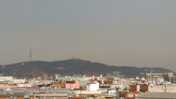 Activat el protocol per contaminació atmosfèrica a l'àrea de Barcelona per pols africana