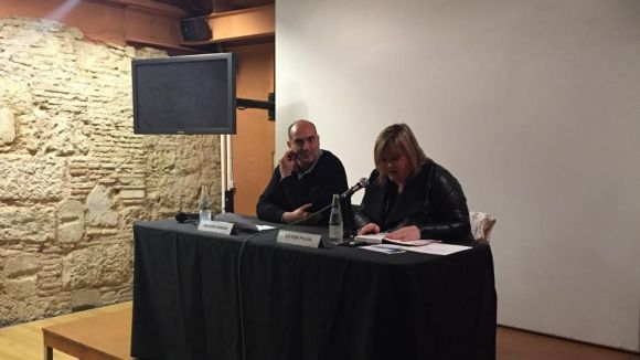 Xavier Bosch presenta 'Algú com tu' al Claustre del Monestir