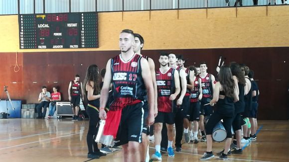 La UESC es presenta a ritme de batucada i amb una bona salut esportiva