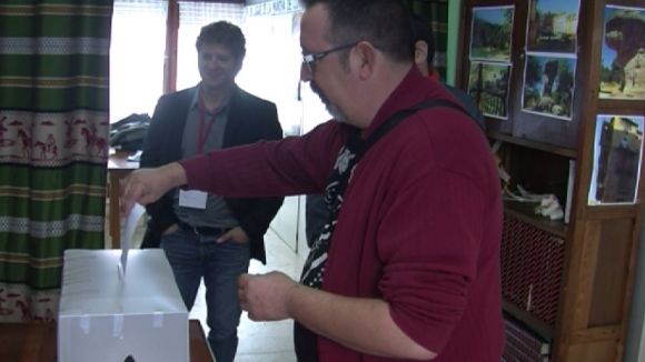 Més d'una cinquantena de militants socialistes sancugatencs han participat a les primàries del PSC