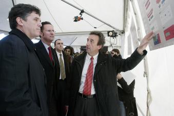 El Grup XXI col·loca la primera pedra del complex hoteler Axxioma