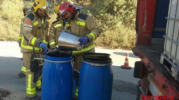 La fuita d'un camió activa l'alerta del Pla especial per accidents en el transport de mercaderies perilloses