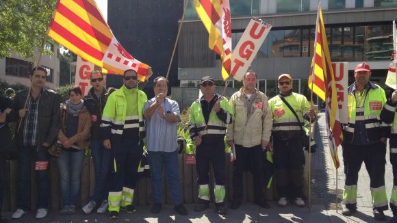 Els treballadors de la neteja viària desconvoquen la vaga indefinida