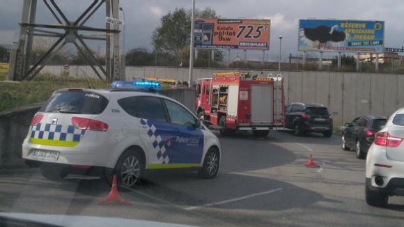 Una campanya demana l'eliminació d'un punt negre a la carretera de Rubí