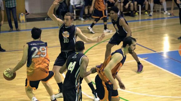 El Qbasket Sant Cugat supera l'Almeda a domicili i s'aferra a les opcions matemàtiques de salvació directa