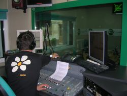 Coneguem Cugat ràdio: els butlletins