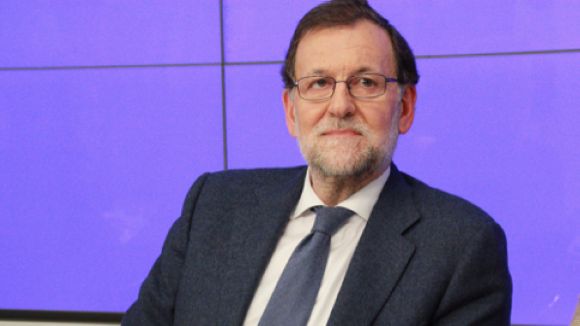 El govern espanyol avisa als ajuntaments que no poden participar en el referèndum de l'1-O