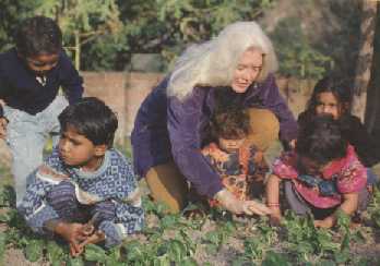 Valldoreix acull avui la visita d'una fundació índia que ajuda els sectors més desafavorits de l'Himalaia