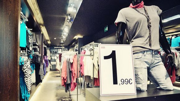 Els comerços obren per Sant Jordi