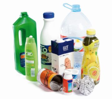 Una oficina a l'estació de FGC de Valldoreix informa des d'avui de la nova recollida selectiva