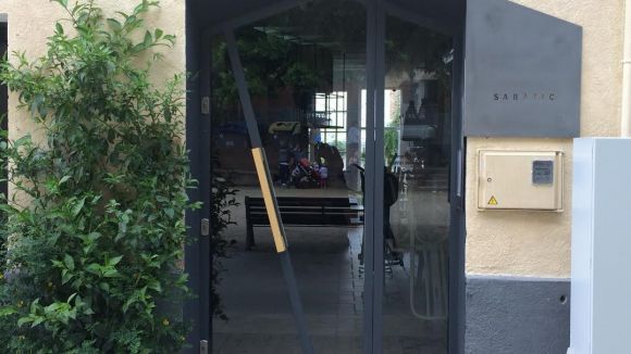 El restaurant Sabàtic obre a la plaça de Pep Ventura amb una proposta de fusió