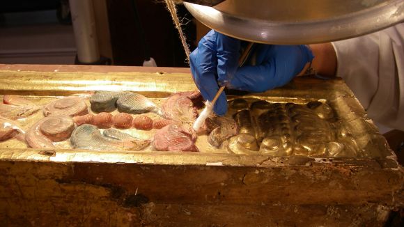 El Centre de Restauració adequa el Retaule del Roser de Prades de Molsosa