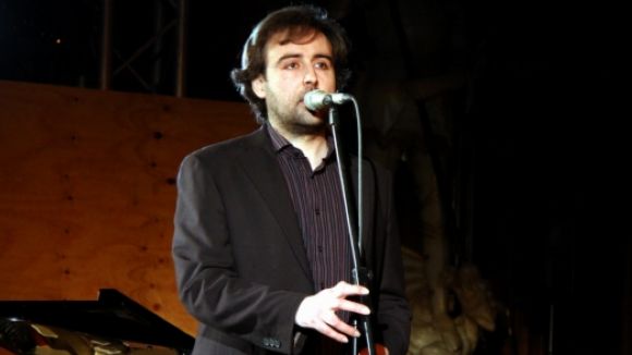 Alt: Roger Mas presenta nou disc al costat de la Cobla Sant Jordi Ciutat de Barcelona