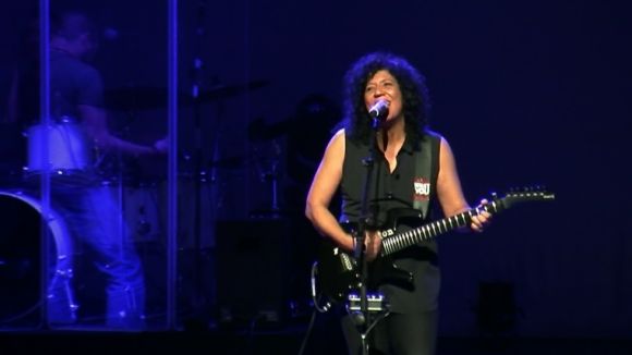 Rosana torna a Sant Cugat per posar el públic del Teatre-Auditori dempeus