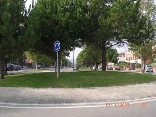 El consell de districte de Mira-sol confirma que la rotonda de l'avinguda Pompeu Fabra no es modificarà