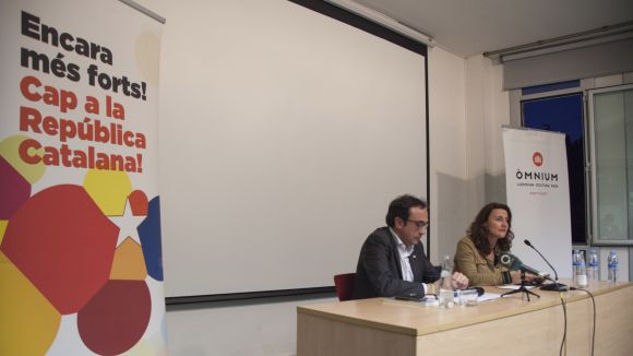 Rull diu que fer vinculant el referèndum depèn de 'la maduresa democràtica de les diverses parts'