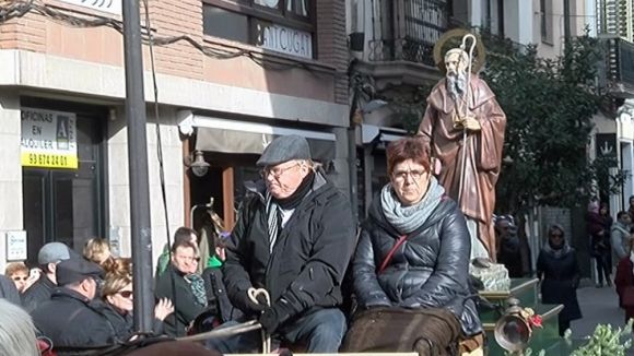 Multitudinària rua dels Tres Tombs per recordar el passat rural de Sant Cugat